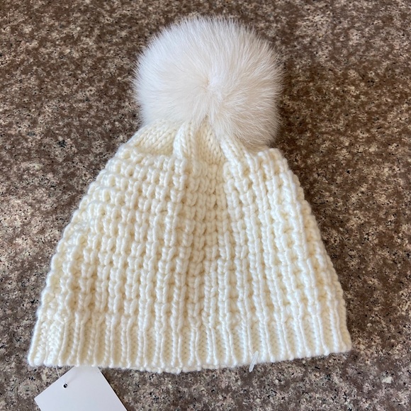 Kyi Kyi Genuine Fox Pompom Hat main image 10